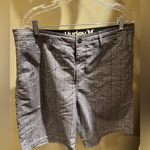 Men’s Hurley hybrid board shorts size 34